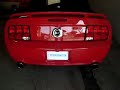 Mustang GT com escape Giba de dois roncos esportivos Mustang GT com escape Giba de dois roncos esportivos