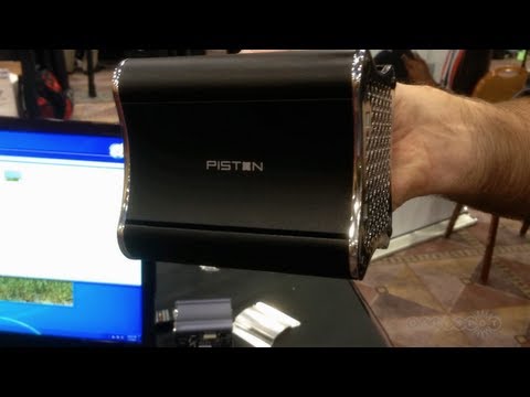 Valve backs PC maker Xi3, announces Steam Box mini-PC