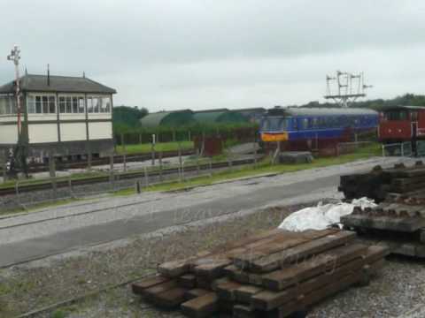 how to get to aylesbury from london by train