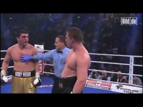 huck - Hier sind die Highlights vom Kampf Marco Huck der extra für diesen Kampf vom Cruisergewicht ins Schwergewicht umgestiegen ist gegen den WBA-Weltmeister aus R...