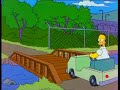 Eine meiner Lieblingsfolgen: Homer erzählt an einem langweilig zu drohenden Simpsons-Familienabend von seinem zerplatztem Traumjob wegen Maggies Geburt. Warum gibt es keine Photos von Maggie im Familienalbum? Orig.: 