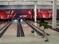 videos de Elliot goes bowling