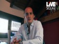 "Un posto di lavoro a chi troverà i miei mezzi" "Un posto di lavoro a chi troverà i miei mezzi"