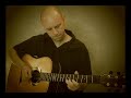le titre mythique de george harrison revu 
par le guitariste fran�ais alan loo .