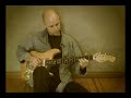 le titre mythique de george harrison revu 
par le guitariste fran�ais alan loo .