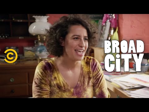 Broad City - Exclusive - Meet Ilana