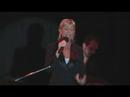 Nora Bilous - Un Momento