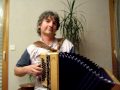 ce kas a barh l�, je l'aime beaucoup, il vient d'une danse, chant�e par mon comp�re de dans le temps jean-paul runigo. cette danse de fest-noz, le kas a barh, a �t� jou�e aussi par tan ba'n ti sur leur cd 