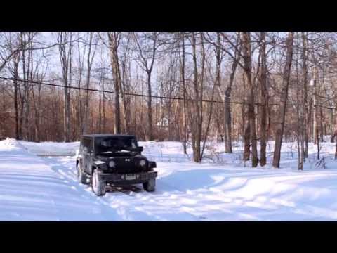 how to drive a jeep wrangler in the snow