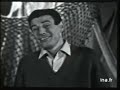 C'est beau la vie Jean Ferrat : http://tinyurl.com/ylg7vhl