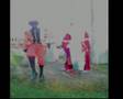 Sinterklaas jumpt aan de fallus.