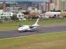 Decolagem ATR 42-300 Pantanal - Bauru/SP Decolagem ATR 42-300 Pantanal - Bauru/SP