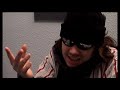 *cortometraje de misterio escrito, producido y dirigido por carlos de los santos.
*sobre unas especulaciones iniciales de juan salom y carlos de los santos.
*interpretado por luis barquero, juan salom, alberto aparici y david edo.
*edici�n: carlos de los santos.
*ilustraciones originales: juan salom.
*script: paula balaguer.
*selecci�n musical: alberto aparici y carlos de los santos. 

*banda sonora:
-partita para 54 instrumentos de cuerda, clavic�mbalo, timbales y campanas tubulares: i. fuga: adagio (vladim�r god�r)
-the planets: vii. neptune - the mystic (gustav holst)
-concerto grosso para 12 instrumentos de cuerda y clavic�mbalo: ii. presto e molto agitato (vladim�r god�r)
-cuadros de una exposici�n: x. samuel goldenberg y schmuyle, orquestaci�n de maurice ravel (modest pietrovich musorgski)
-tocatta & fuga en re menor, bwv 565 (johann sebastian bach)
-the joshua tree: 10. exit (u2)

*grabado en castell�n de la plana y benic�sim en enero de 2006.
*versi�n para youtube; 17 de octubre de 2008.

producciones el portal de la sota 2006.