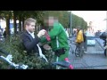 Besoffener Idiot bedroht Polizisten mit Vibrator!