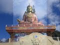 om ah hung vajra guru pema siddhi hung

information on vajra guru and the mantra, please visit this website. 
http://www.rinpoche.com/gurumantra.html