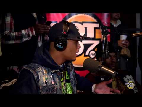 T.I spazzes after allegations of Snitching, plus addresses Gun control