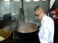Tom wok's it