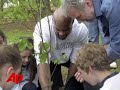 Stones Keyboardist 'Digs' Conservation