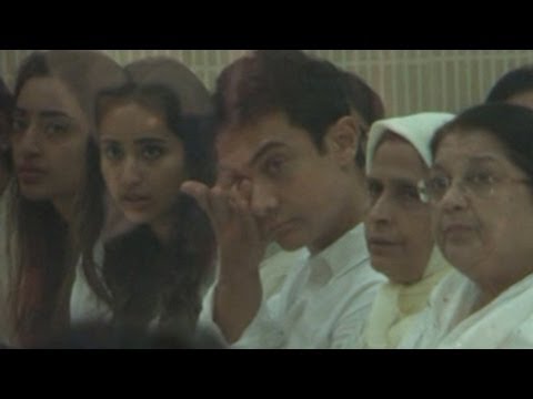Aamir Khan CRIES at Jiah Khan's condolence MEET