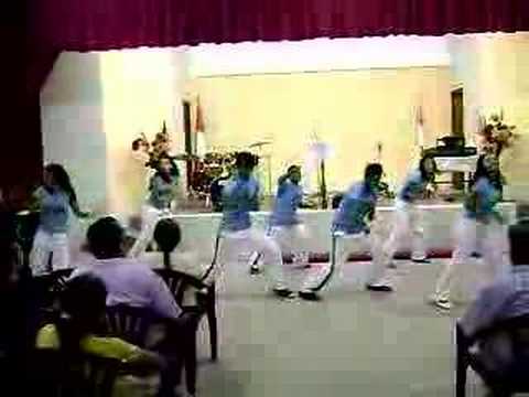 coreografias cristianas - todopoderoso bailando en la iglesia de vitarte donde pastorea el pastor obeb.