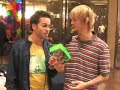 this week stu stone bumps into aaron carter at the kids choice awards.

www.tsmland.com