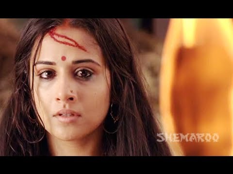 shahhindi - Vidyadhar is burnt alive in a deliberate gas cylinder explosion caused by Krishna Babban and Khalu. The movie has been produced by Raman Maroo and Vishal Bha...
