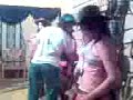 bueno, el clasico de necochea!. hay un lugar donde te podes sacar una foto disfrazado de cowboy o zuripantas del oeste, de mafioso, de salvavidas! etc. bueno aca esta el video de las chicas!.... miren q lindas polleritas!!