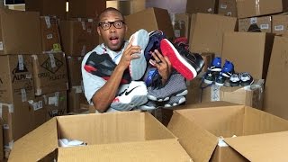 "Unboxing" de 4000 pares de tênis!