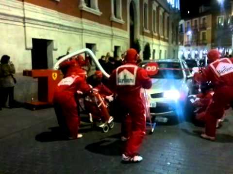 0 Los boxes de Ferrari en los carnavales de Valladolid