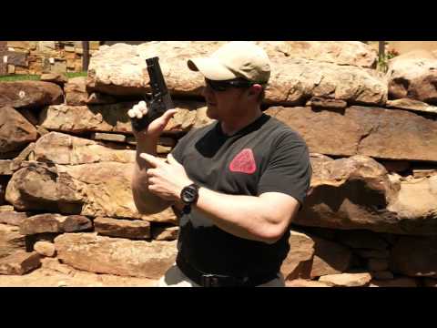 how to properly hold a pistol