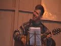Bekannter Liedermacher singt!