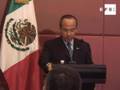 Calderón promueve la relación comercial con China en visita a Pekín,