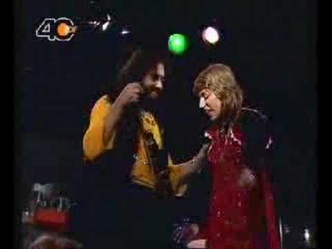 Mouth - Mouth & MacNeal hit the number 1 spot in the USA with this song.