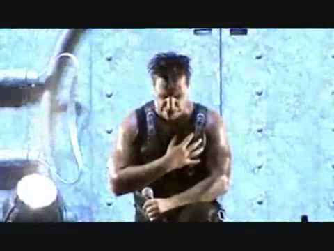 Youtube - Video: Rammstein - Asche zu Asche (V�lkerball Live In Nimes) (5/19)