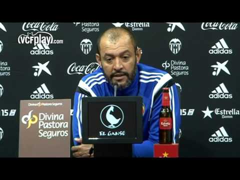 Valencia CF: Mensaje de ánimo de Nuno para Mario Alberto Kempes Valencia CF: Mensaje de ánimo de Nuno para Mario Alberto Kempes