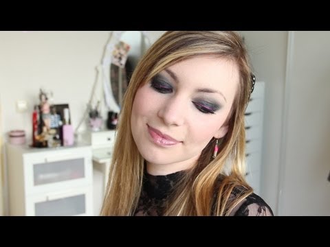 KissAndMakeup01 per LAYLA: SMOKEY FACILE con GLITTER