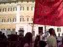 Lavoratori Vodafone davanti a Montecitorio: \"Fuori fuori\"
