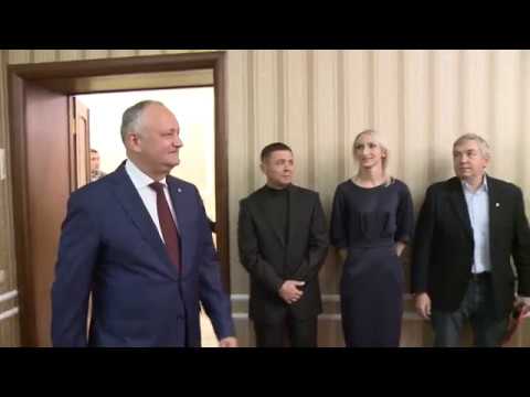 Игорь Додон провел встречу с делегацией Международной федерации мотоспорта