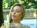 A loira e sua banana
