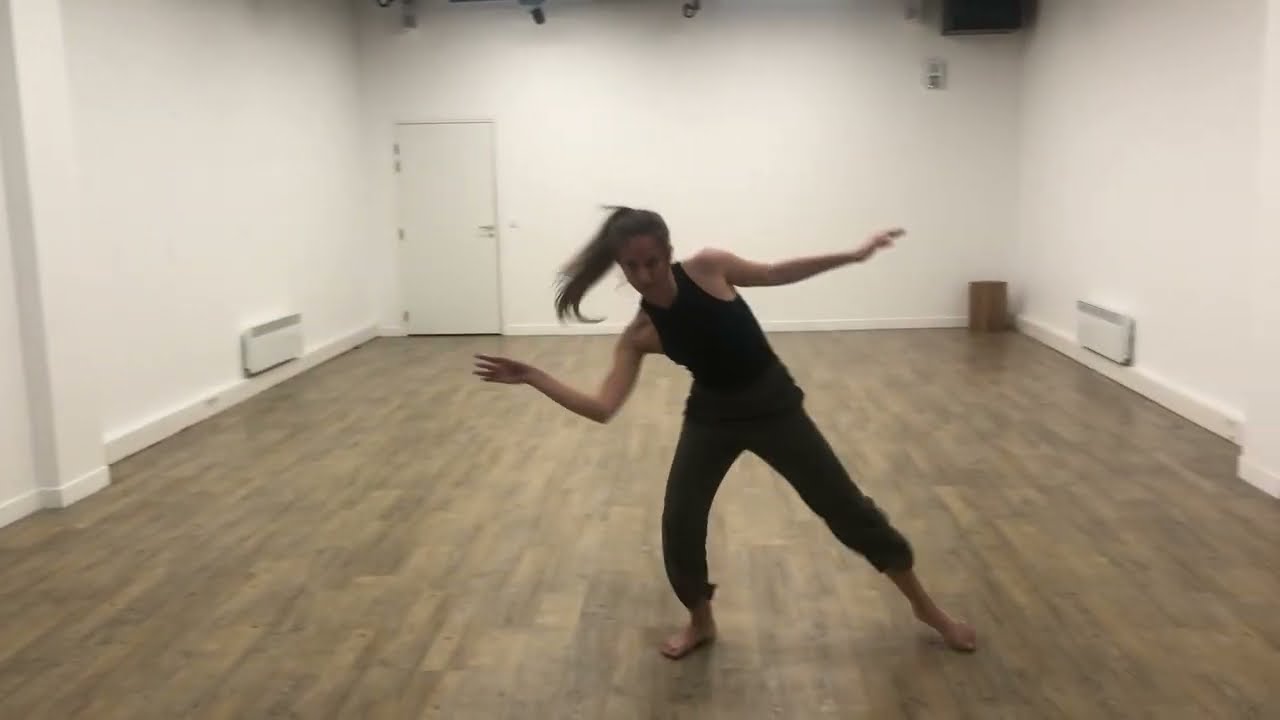 Alice Professeur de danse contemporaine