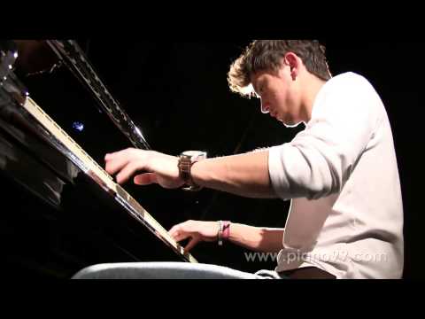 Sestak - A little experiment with piano and snare drum playing an own composition - Luca Sestak (piano) feat. Luca Sestak (drums) ;-) ▻ Website: http://www.piano99.co...