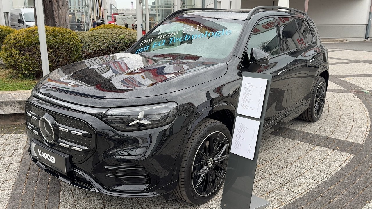 New MERCEDES GLB AMG Line 2026 - walkaround & PRICE (Cosmos Black Metallic)