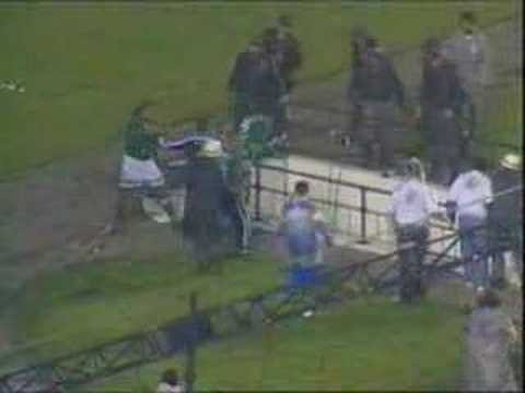 Calcio: Video falli più brutti nel mondo del calcio