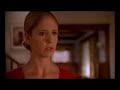 Video conteniendo escenas de todos los episodios de Buffy, tiene ya unos años; Video creado por Rowena hace ya unos cuantos años