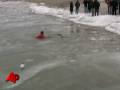 Wisc. Bikers Plunge Into Icy Lake Michigan