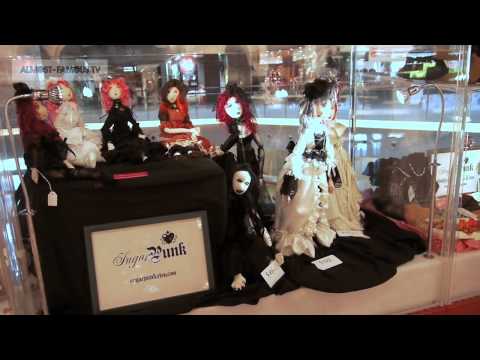 almost-famous.tv “Whassups” goes sewing with Dollmaker Ling Ling