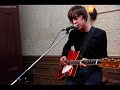 fotos acompa�adas por el cover que realizaron los chicos de the last shadow puppets
espero que les agrade=)