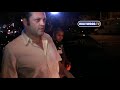 paparazzi gets camera stuck in vince vaughn's car at madeo 8/21/09 want to broadcast or use hollywood.tv video? email all inquires to sales@hollywood.tv