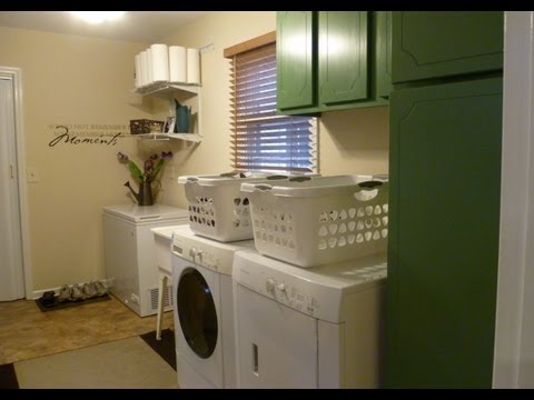 how to organize laundry