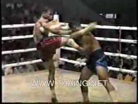 Myanmar Kickboxing (Lethwei)
